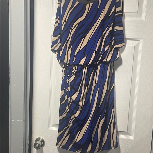 Dresses & Skirts - Blue and Beige Wave-Print Midi Dress
